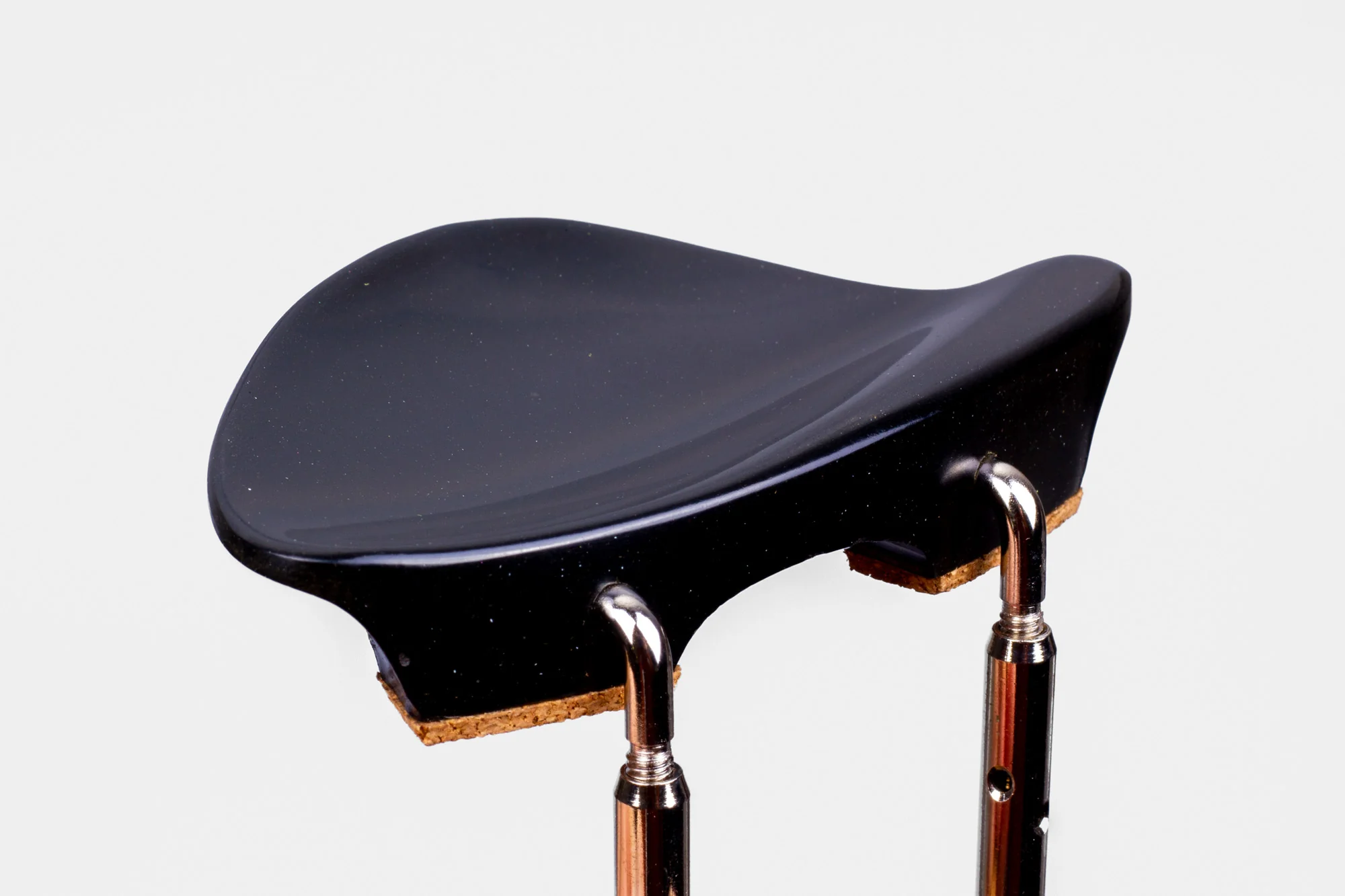 Dresden Plastic Violin Chinrest - Image 2
